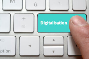 Customer Service: Hot to Get the Right Balance Between Digitalisation and the Human Touch